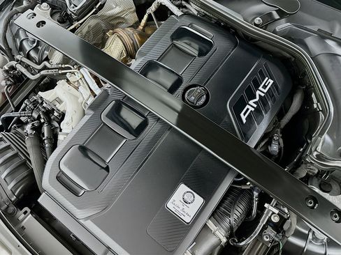 Used 2024 Mercedes-Benz C 43 AMG 4MATIC Sedan image 31