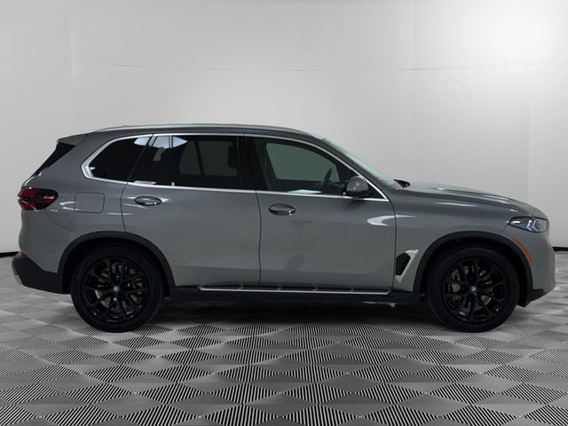 Used 2025 BMW X5 xDrive50e AWD/4WD image 6