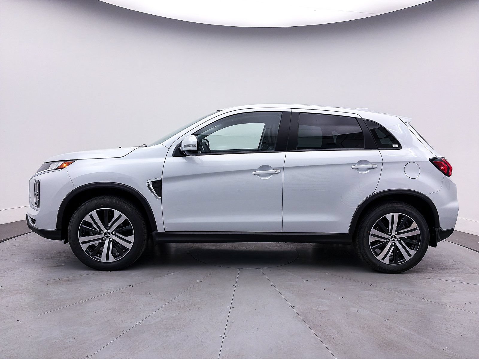 Used 2026 Mitsubishi Outlander Sport SE AWD/4WD image 26