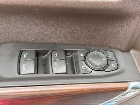 Used 2021 GMC Sierra 1500 SLT w/ SLT Premium Plus Package AWD/4WD image 22