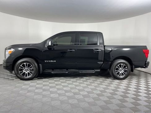 Used 2024 Nissan Titan SV w/ SV Convenience Package image 6