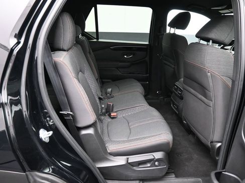 Certified 2023 Honda Pilot Sport image 23