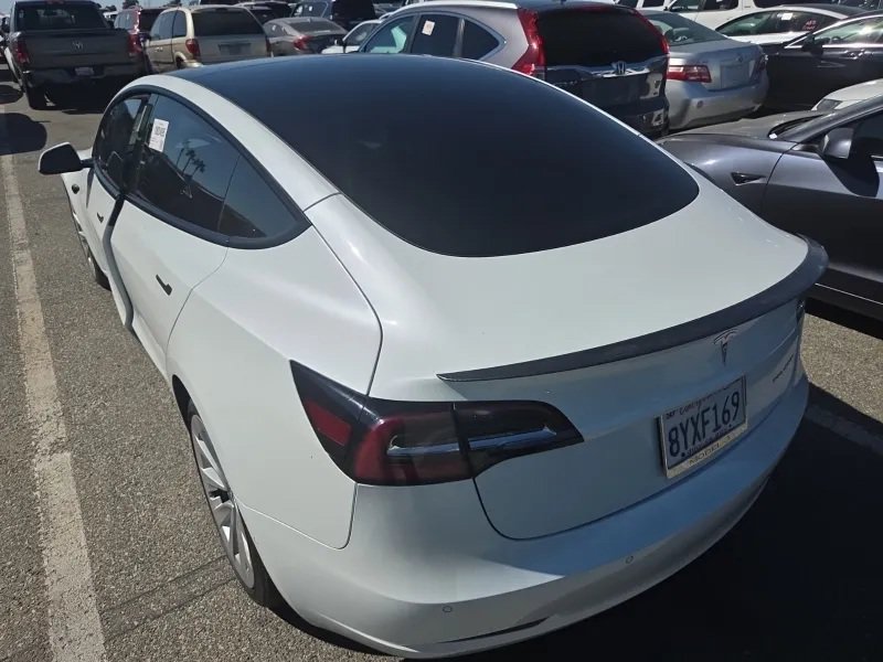 Used 2021 Tesla Model 3 Long Range AWD/4WD image 3