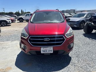 Used 2017 Ford Escape Titanium FWD video 2