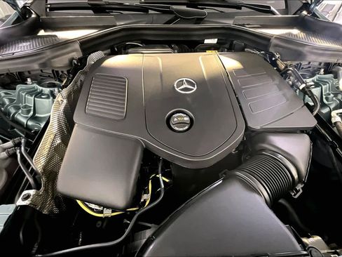 New 2026 Mercedes-Benz GLC 300 4MATIC image 14