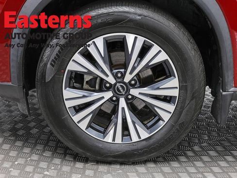 Used 2023 Nissan Rogue SV w/ SV Premium Package AWD/4WD image 33