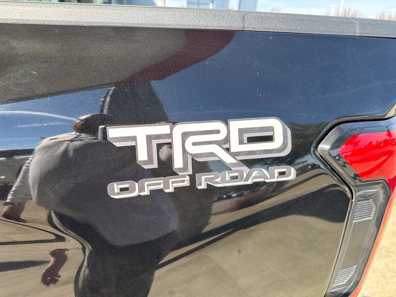 Used 2024 Toyota Tacoma TRD Off-Road w/ TRD Off Road Upgrade Package AWD/4WD image 15