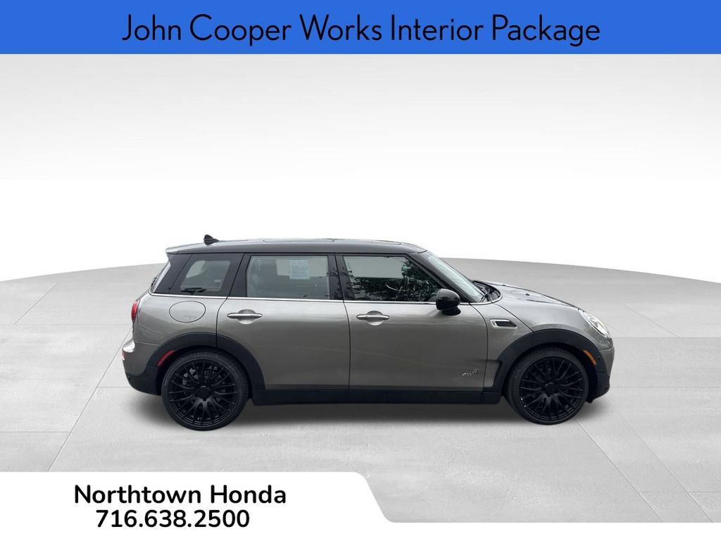 Used 2018 MINI Cooper Clubman ALL4 AWD/4WD image 3