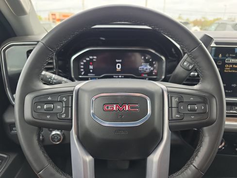 Used 2024 GMC Sierra 1500 Elevation AWD/4WD image 18