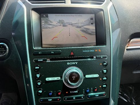 Used 2016 Ford Explorer Limited AWD/4WD image 9