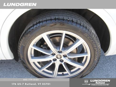 Used 2022 Audi SQ5 Premium w/ Convenience Package AWD/4WD image 14