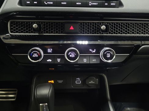 Used 2024 Honda Civic Sport image 30