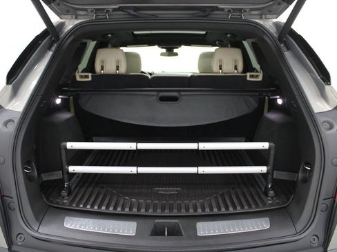 Used 2019 Cadillac XT5 Luxury FWD image 10