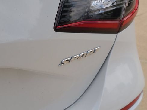 Used 2024 Honda Civic Sport image 7