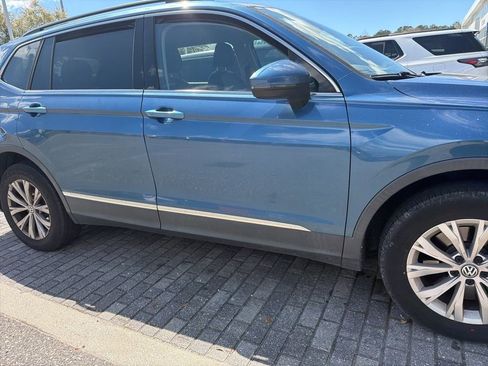 Used 2018 Volkswagen Tiguan SE image 10