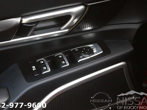Used 2023 Kia Telluride S w/ S Sunroof Package FWD image 9