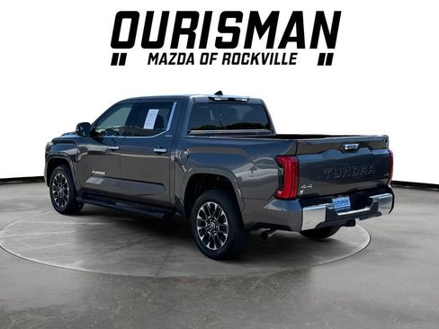 Used 2022 Toyota Tundra Limited w/ Power Package AWD/4WD image 4