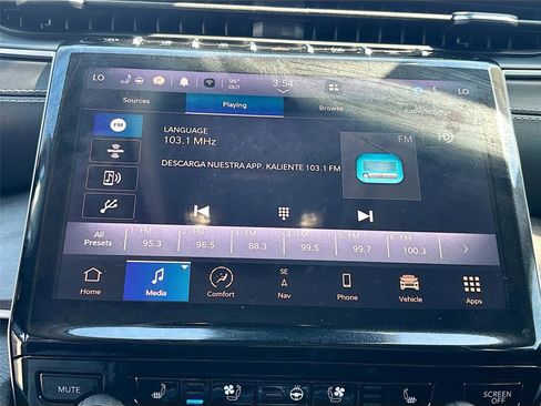 Used 2023 Jeep Grand Cherokee L Limited w/ Luxury Tech Group II RWD image 15