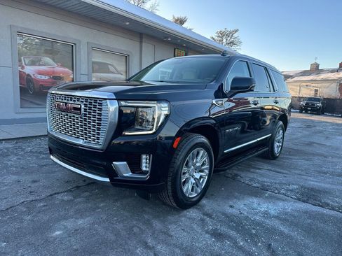 Used 2023 GMC Yukon Denali image 3
