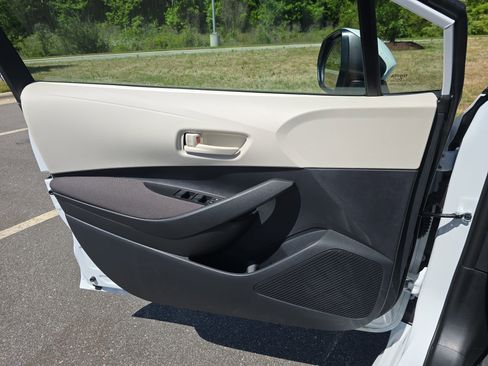 New 2026 Toyota Corolla LE FWD image 28