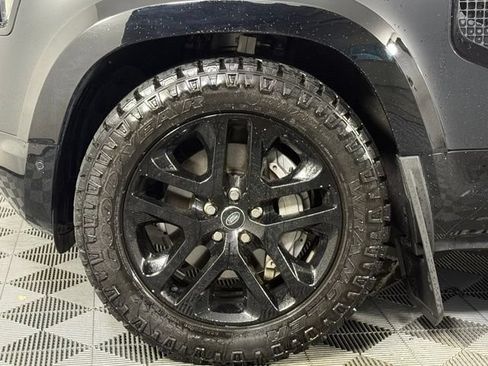 Used 2025 Land Rover Defender 130 Outbound AWD/4WD image 13