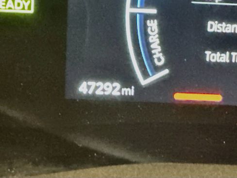 Used 2025 Toyota Camry SE FWD image 19