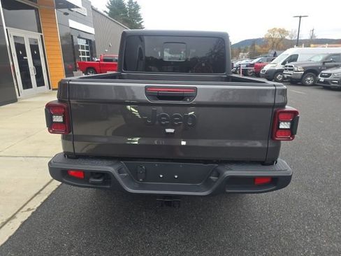 New 2026 Jeep Gladiator Sport AWD/4WD image 5