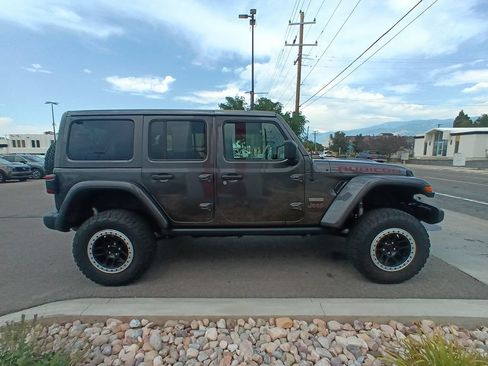 Used 2021 Jeep Wrangler Unlimited Rubicon AWD/4WD image 5