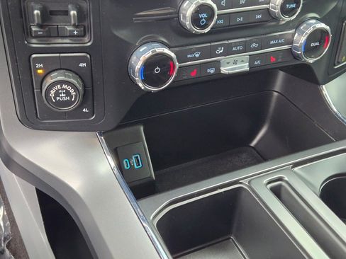 Certified 2022 Ford F150 XLT w/ Equipment Group 302A High image 28