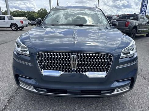 Used 2020 Lincoln Aviator Reserve w/ Equipment Group 202A AWD/4WD image 2