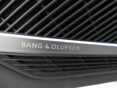 Used 2017 Audi A4 2.0T allroad Premium Plus w/ Premium Plus Package image 13