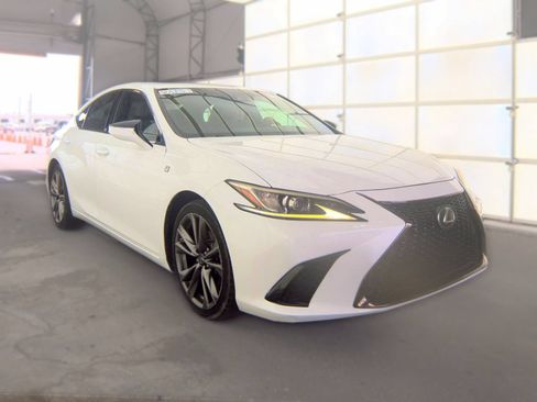 Used 2019 Lexus ES 350 F Sport w/ Accessory Package 2 FWD image 4
