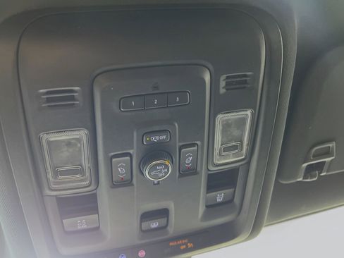 Used 2021 GMC Yukon AT4 w/ AT4 Premium Plus Package image 22