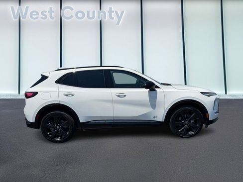 Used 2024 Buick Envision Sport Touring AWD/4WD image 2