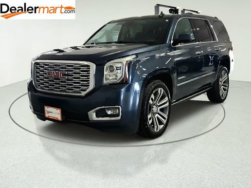 Used 2020 GMC Yukon Denali w/ Denali Premium Package AWD/4WD image 1