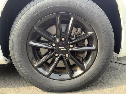 Used 2019 Dodge Grand Caravan GT FWD image 18