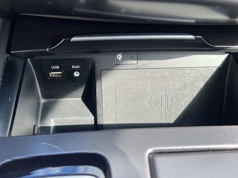 Used 2018 Genesis G80 3.3T Sport image 29