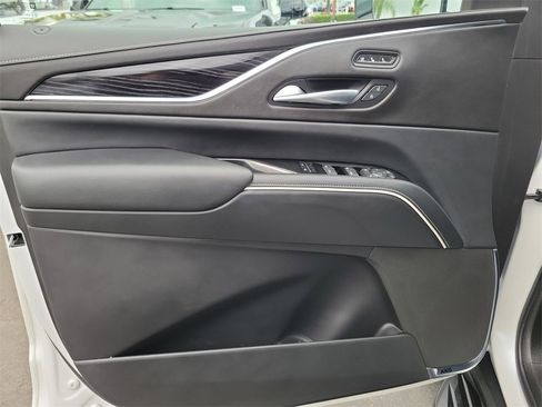 Certified 2023 Cadillac Escalade Sport w/ LPO, ONYX Package image 22