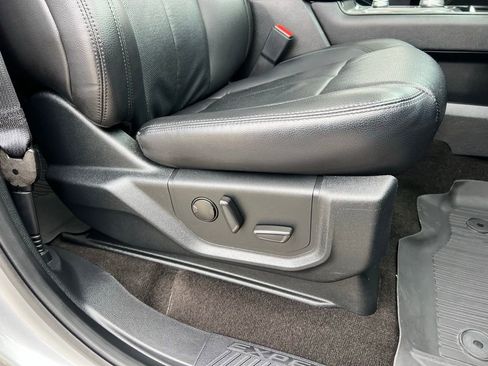 Used 2020 Ford Expedition XLT w/ Equipment Group 202A image 23