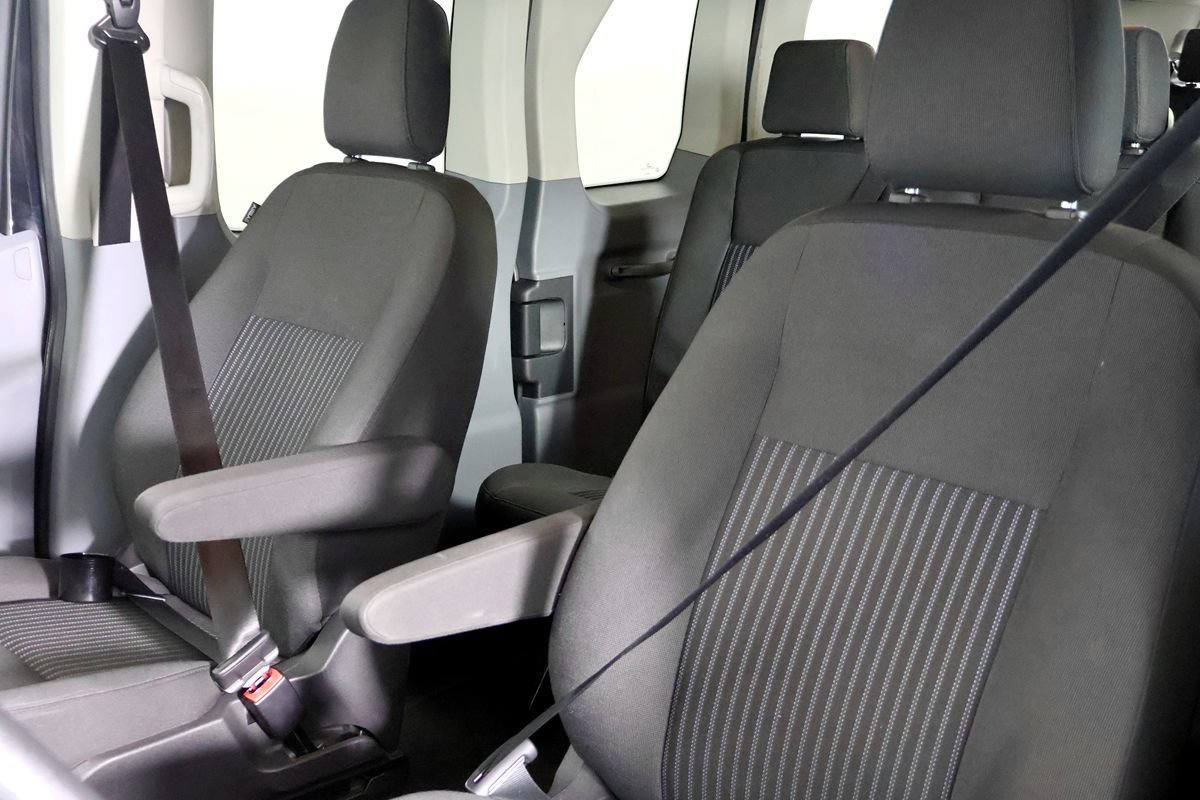 Used 2018 Ford Transit 350 XL RWD image 20