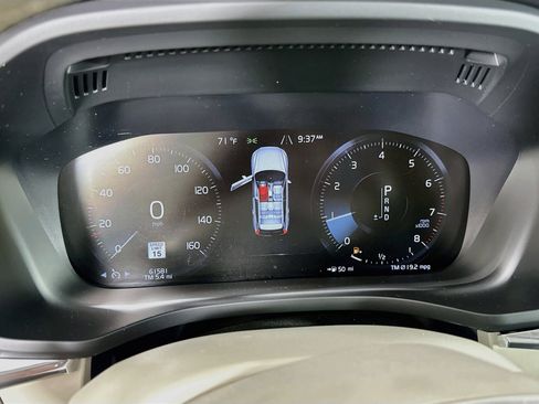 Used 2019 Volvo XC60 T5 Inscription w/ Protection Package Premier FWD image 19