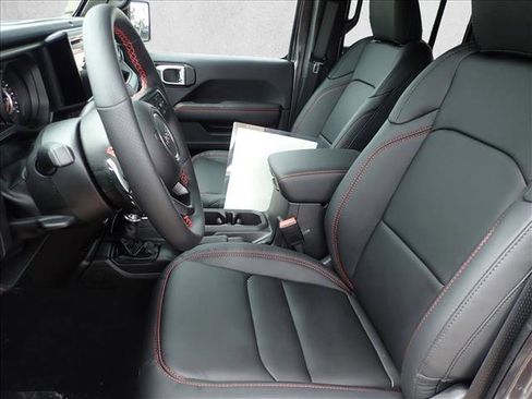 New 2026 Jeep Wrangler Unlimited Rubicon 392 image 11