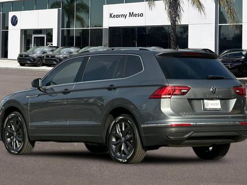 Used 2023 Volkswagen Tiguan SE image 6