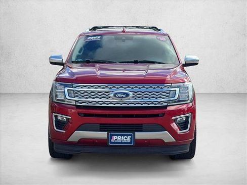 Used 2018 Ford Expedition Platinum RWD image 2