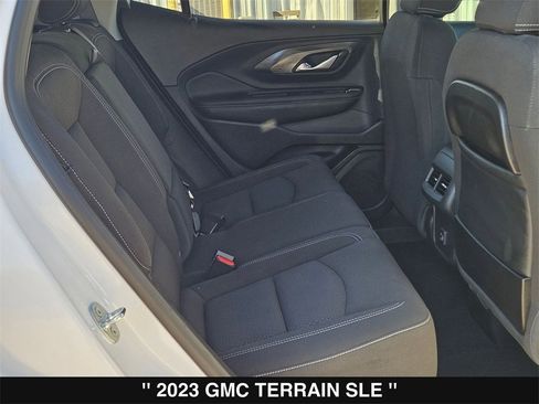 Used 2023 GMC Terrain SLE w/ Driver Convenience Package image 26