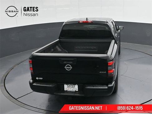 Used 2024 Nissan Frontier S image 40