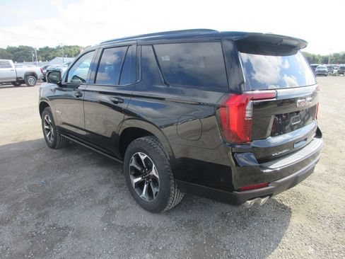 New 2026 GMC Yukon AT4 Ultimate AWD/4WD image 6