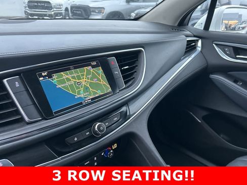 Used 2018 Buick Enclave Essence image 31