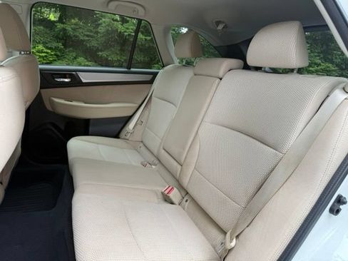 Used 2016 Subaru Outback 2.5i Premium AWD/4WD image 22