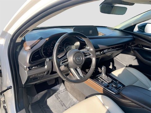 Used 2022 MAZDA CX-30 2.5 Turbo w/ Premium Plus Pkg image 9